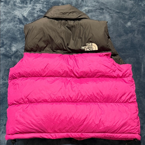 💗 The North Face 1996 Nuptse 700 Black and Pink Puffer Vest - Picture 15 of 16